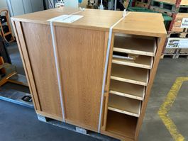 2 Stück Lateralschränke aus Holz