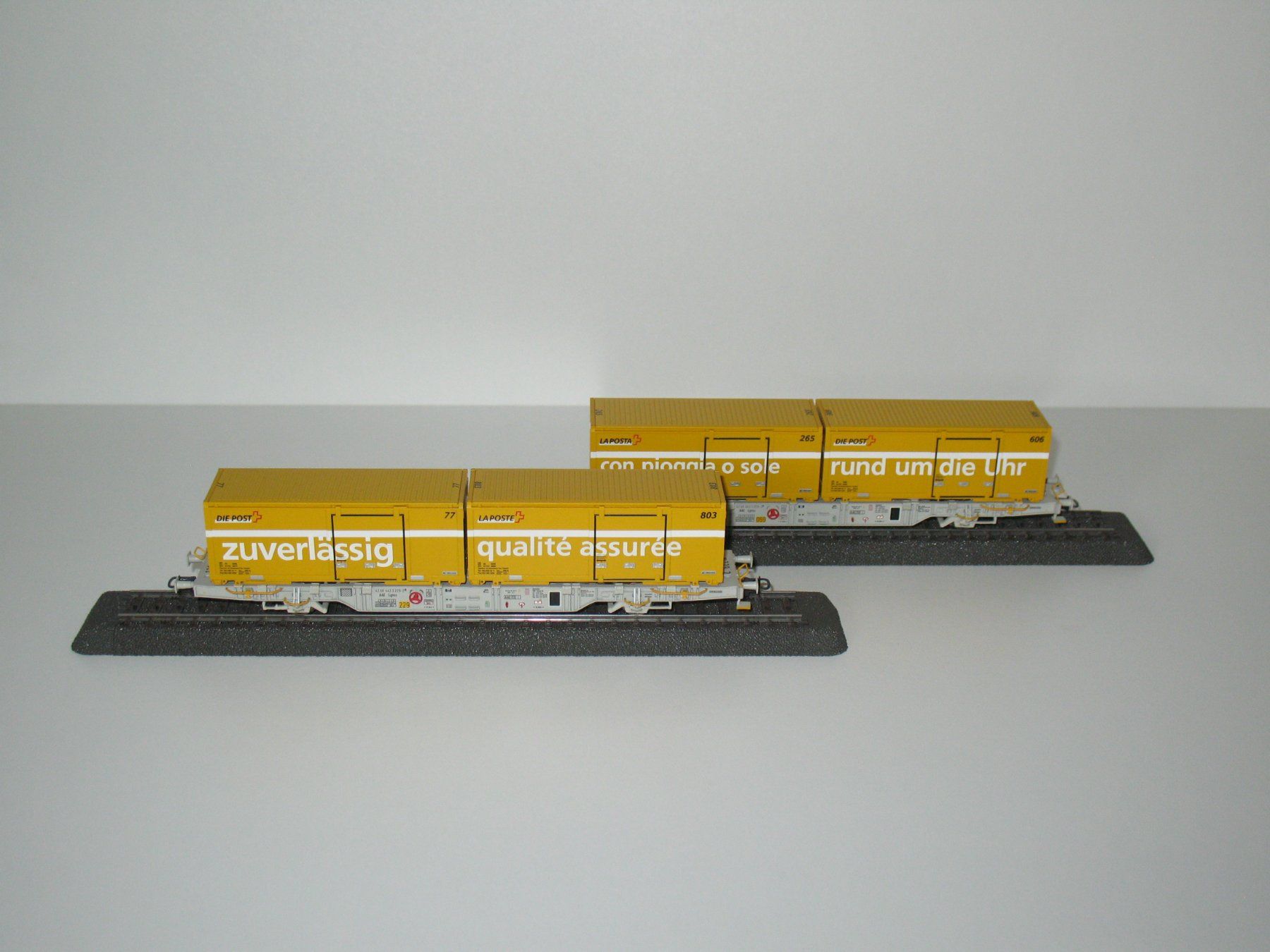 Liliput Modellini di ferrovie: SBB Containertragwagen-Set "Schweizer Post" / Liliput 240035 – Usato da Ettiswil venduto da Caapraibex 6