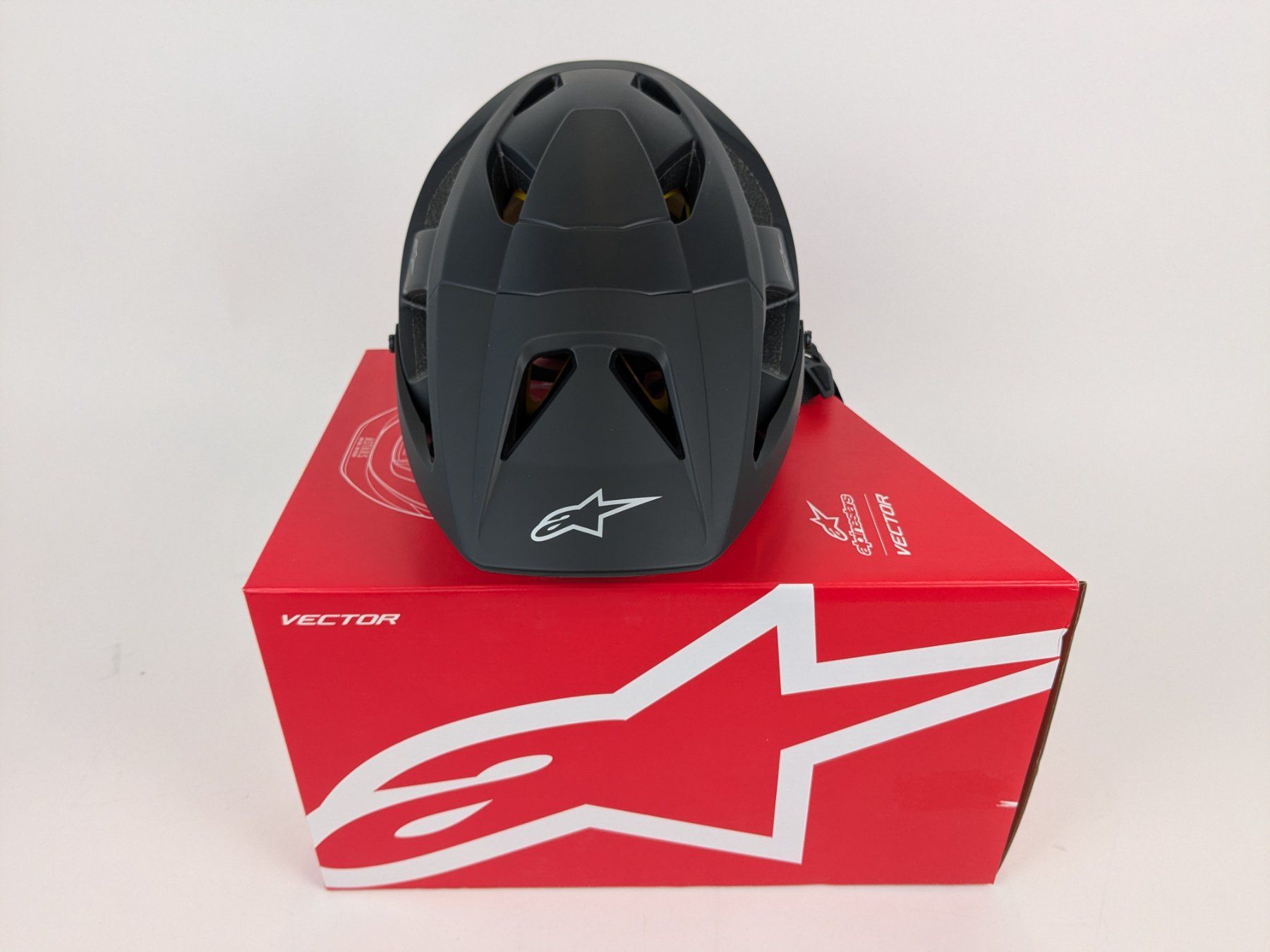 Caschi: ALPINESTARS Vector Tech Solid Bikehelm Gr. M – Nuovo (secondo la descrizione) da Dintikon venduto da Restwert_Dintikon 4