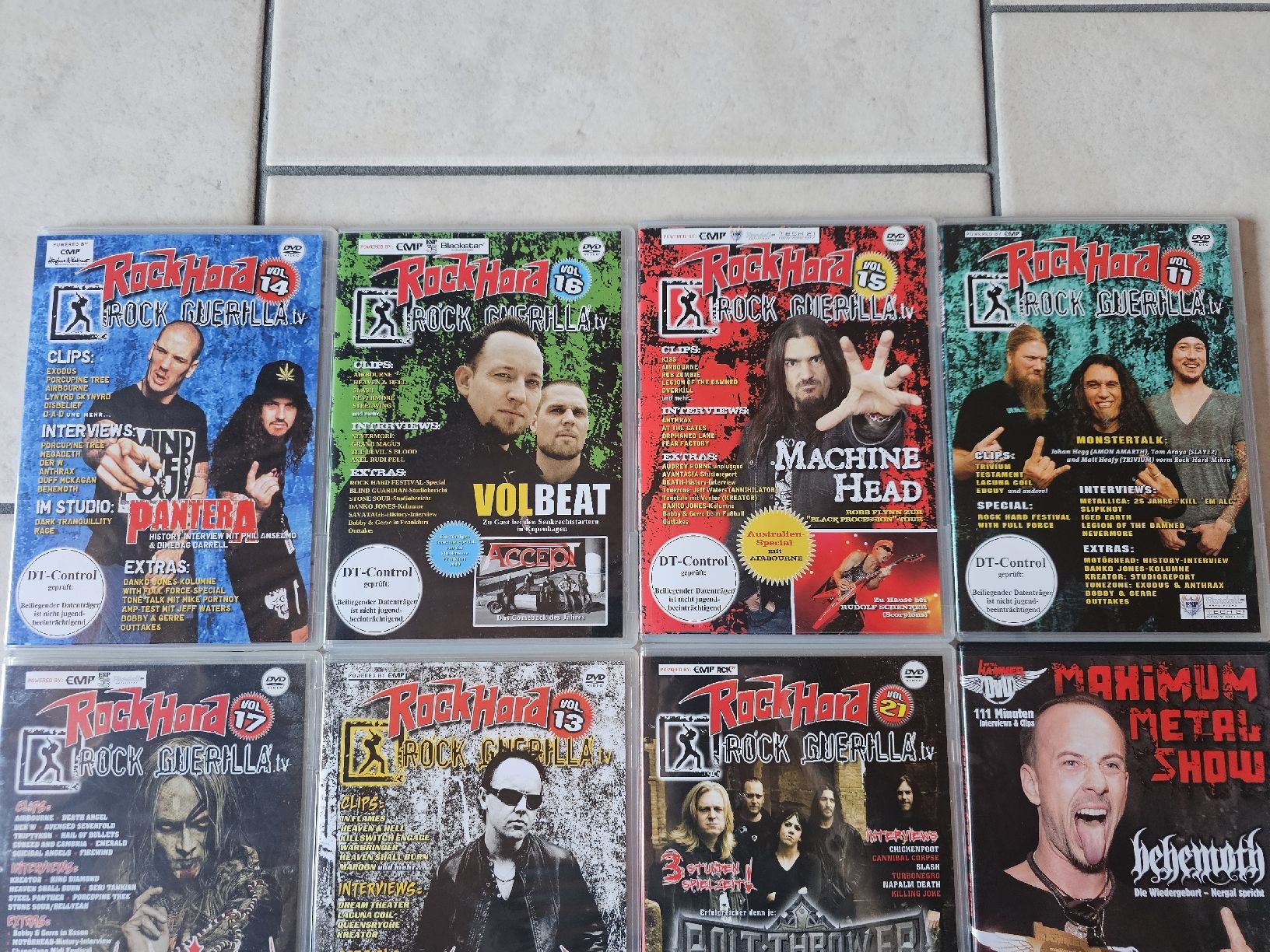 Tutti i DVDs: 12x Rock Hard & Metal Hammer DVD's – Usato da Schneisingen venduto da backstore24 1