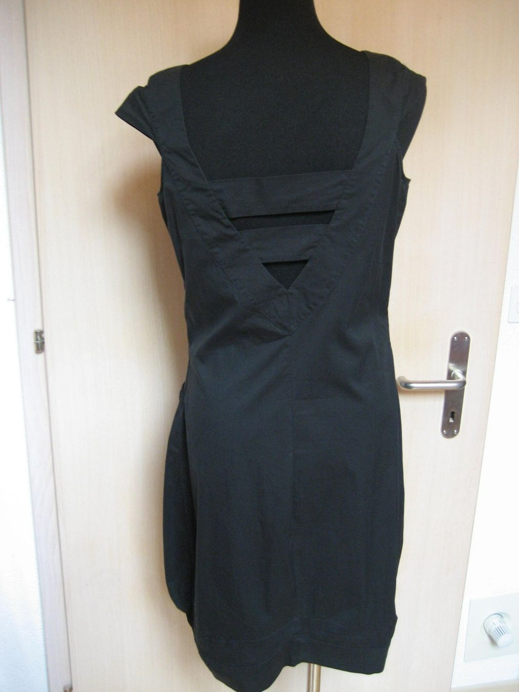Kleider: Robe stretch Eliane et Léna taille 40 – Gebraucht aus Delémont von marryb 4