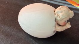 Viktorianisches Geburtsei Figur, Baby, Putto im Ei, Vintage