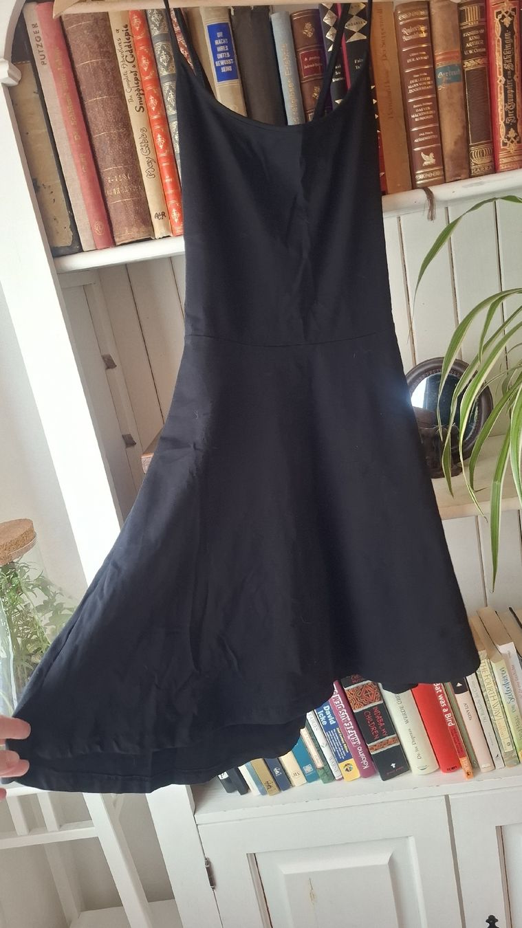 Vestiti: Schönes, schwarzes Sommerkleid S – Usato da Ebnat-Kappel venduto da Aibur 1