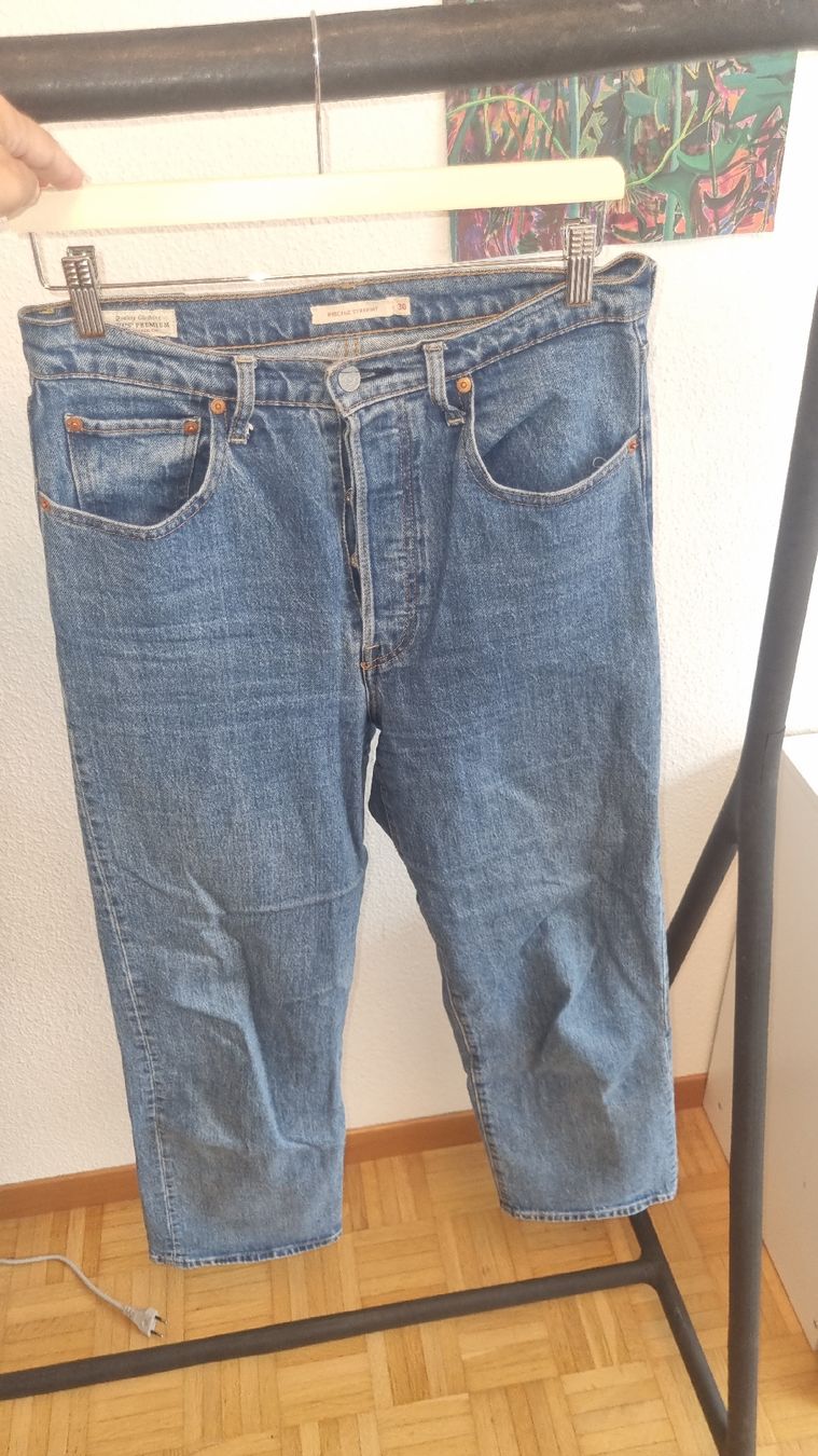 Levi's Jeans: Levis Ribcage Straight 30 – D'occasion à Luzern par tar_nw6s 5