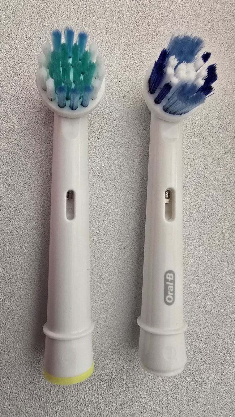 Braun Cura dei denti: Brosse à dents électrique Braun Pro Care – Usato da Champlan venduto da Sgosteli 2