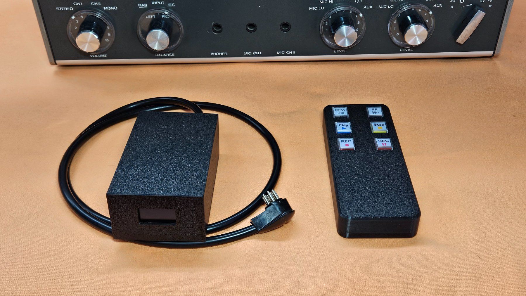 Revox Apparecchi a nastro: Télécommande sans fil pour Revox A77 Standart – Nuovo e nell'imballaggio originale da St-Cierges venduto da Pestol 3