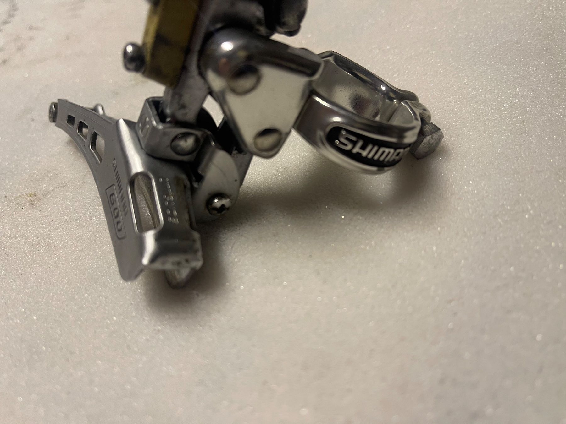 Shimano Pezzi di ricambio: Umwerfer SHIMANO 600 ERSTE GENERATION – Usato da Giubiasco venduto da bulag 3