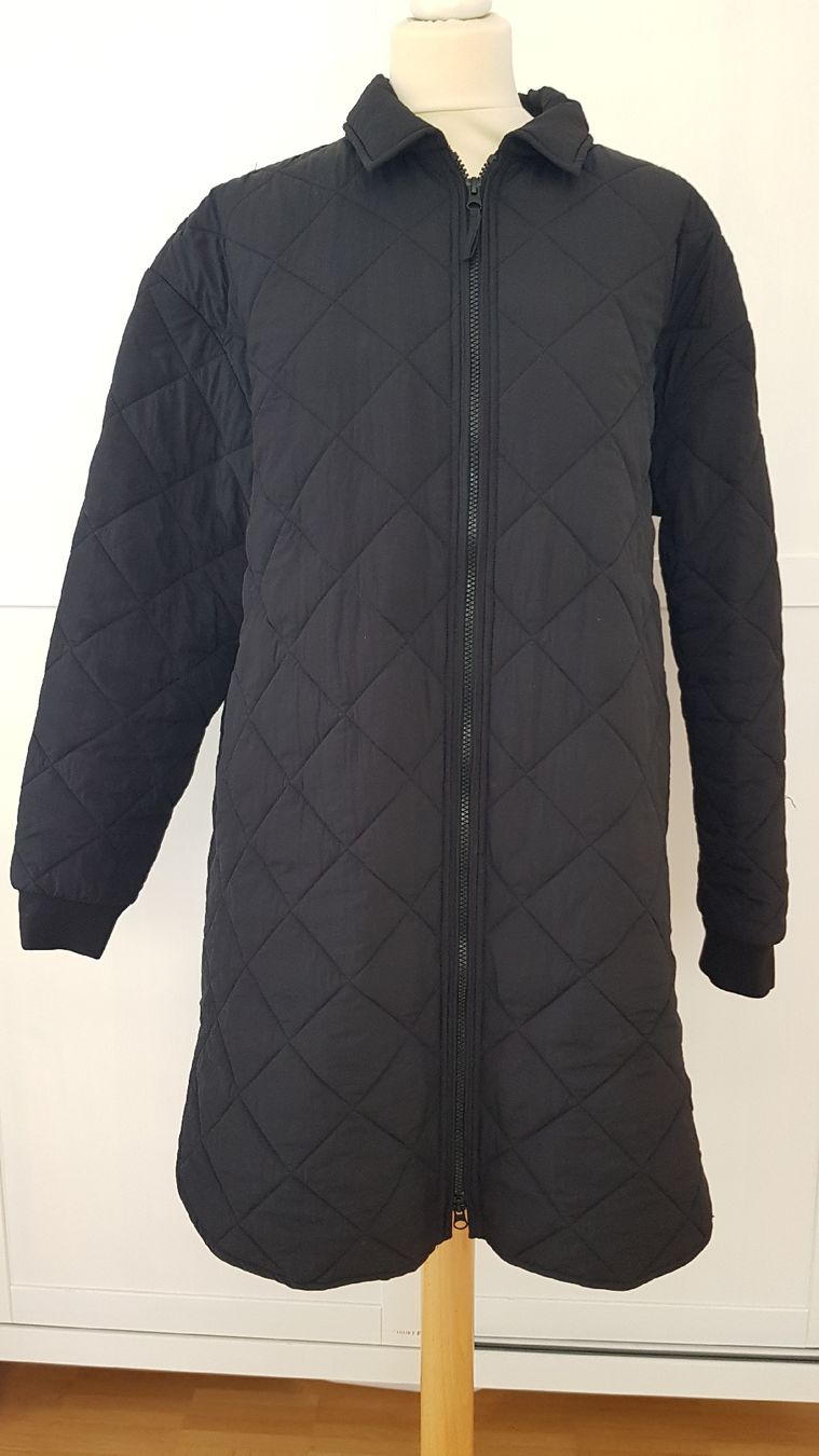 Vero Moda Jacken: Steppjacke Übergangsjacke von Vero Moda – Gebraucht aus Geuensee von sonnenstunden