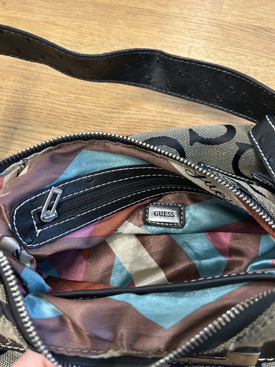Guess Taschen für Damen: Guess handtasche y2k – Gebraucht aus Zürich von BashasBrockenhaus 3