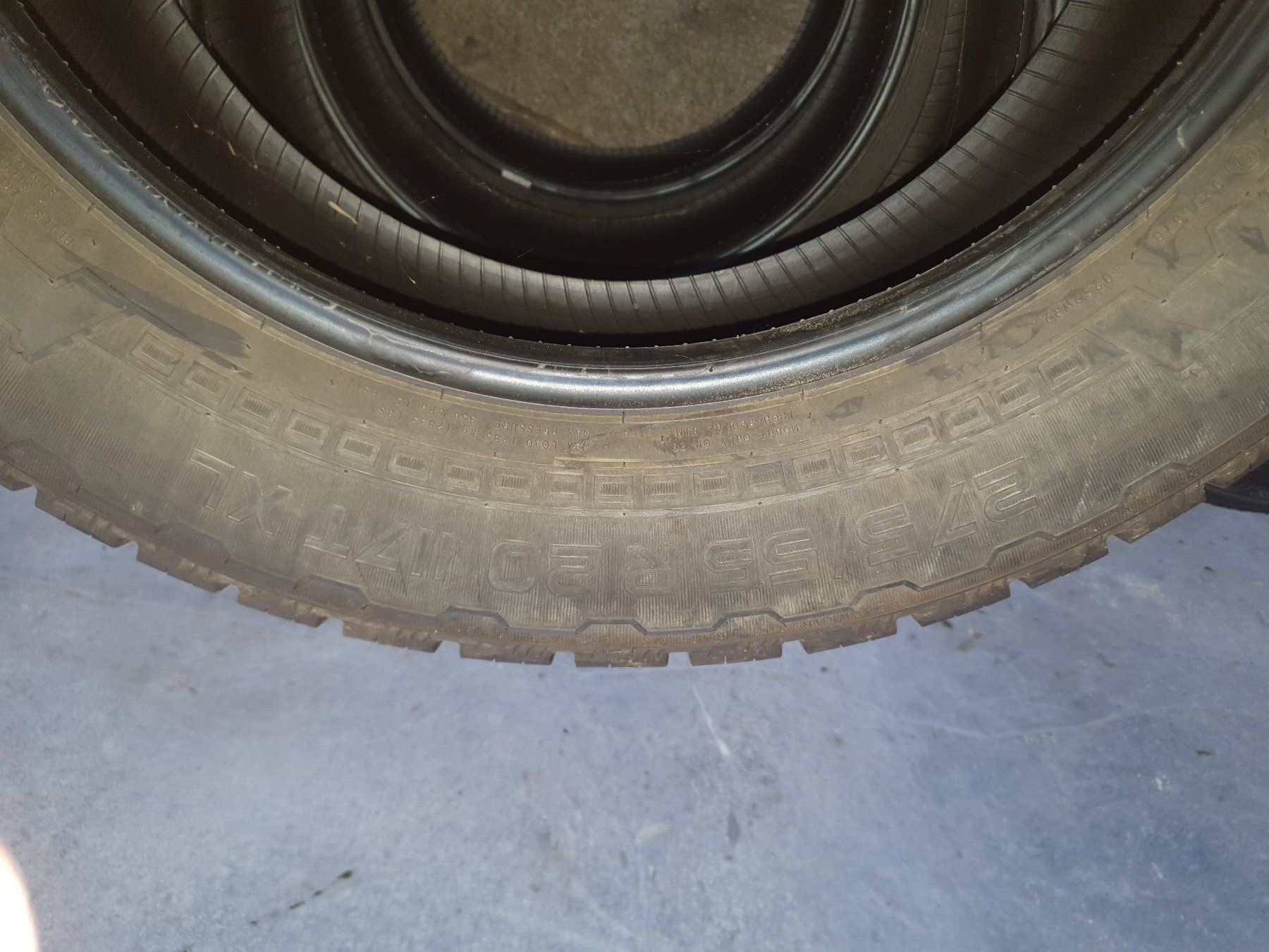 Nokian Pneus & Kompletträder: Nokian 275/55R20 Winterpneu – Gebraucht aus Ruswil von Waldhaus1 3