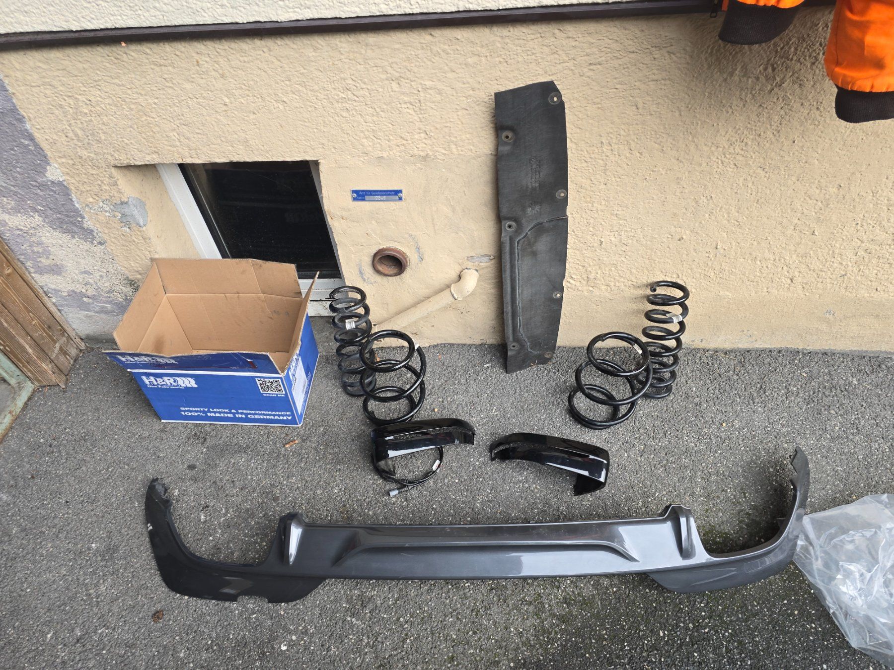 BMW Tutti pezzi di ricambio auto: Ersatz Teile BMW M340i – Usato da Vaduz venduto da anker09