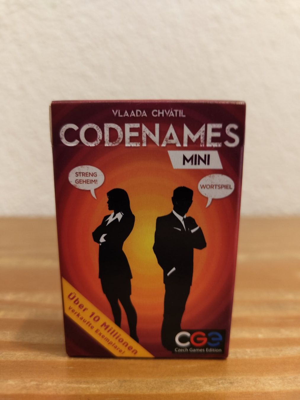 Spiele: Codenames - mini Version – Gebraucht aus Niederrohrdorf von
