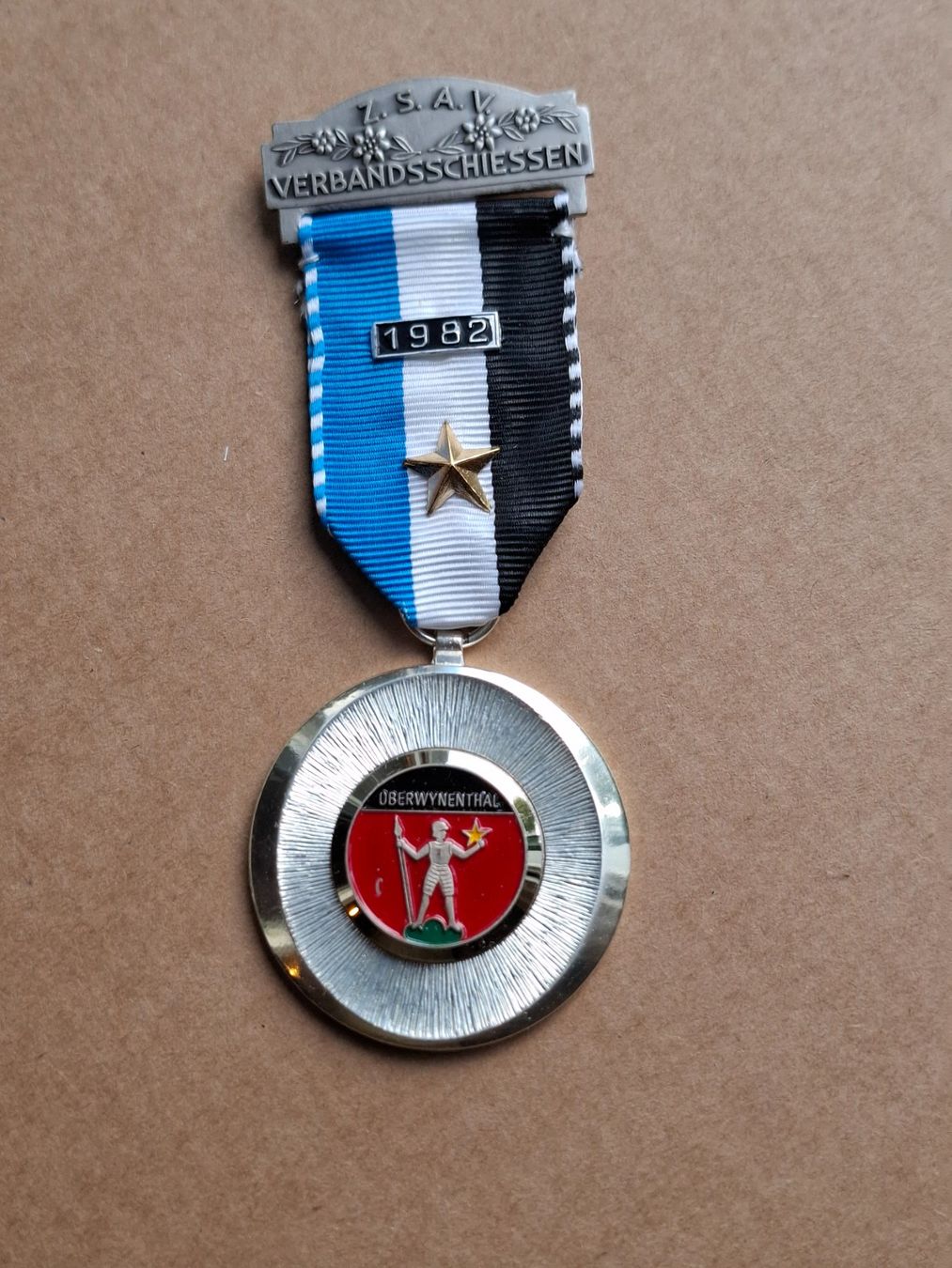 Medaglie: Oberwiesenthal 1982 (B566) – Usato da Schwanden GL venduto da Suvorov 2