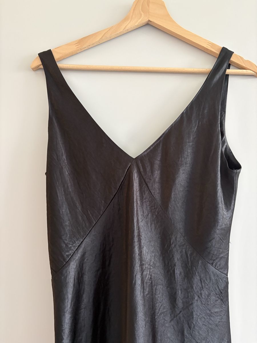 Vestiti: Vince Kleid lang – Usato da Bern venduto da Sabischu 1