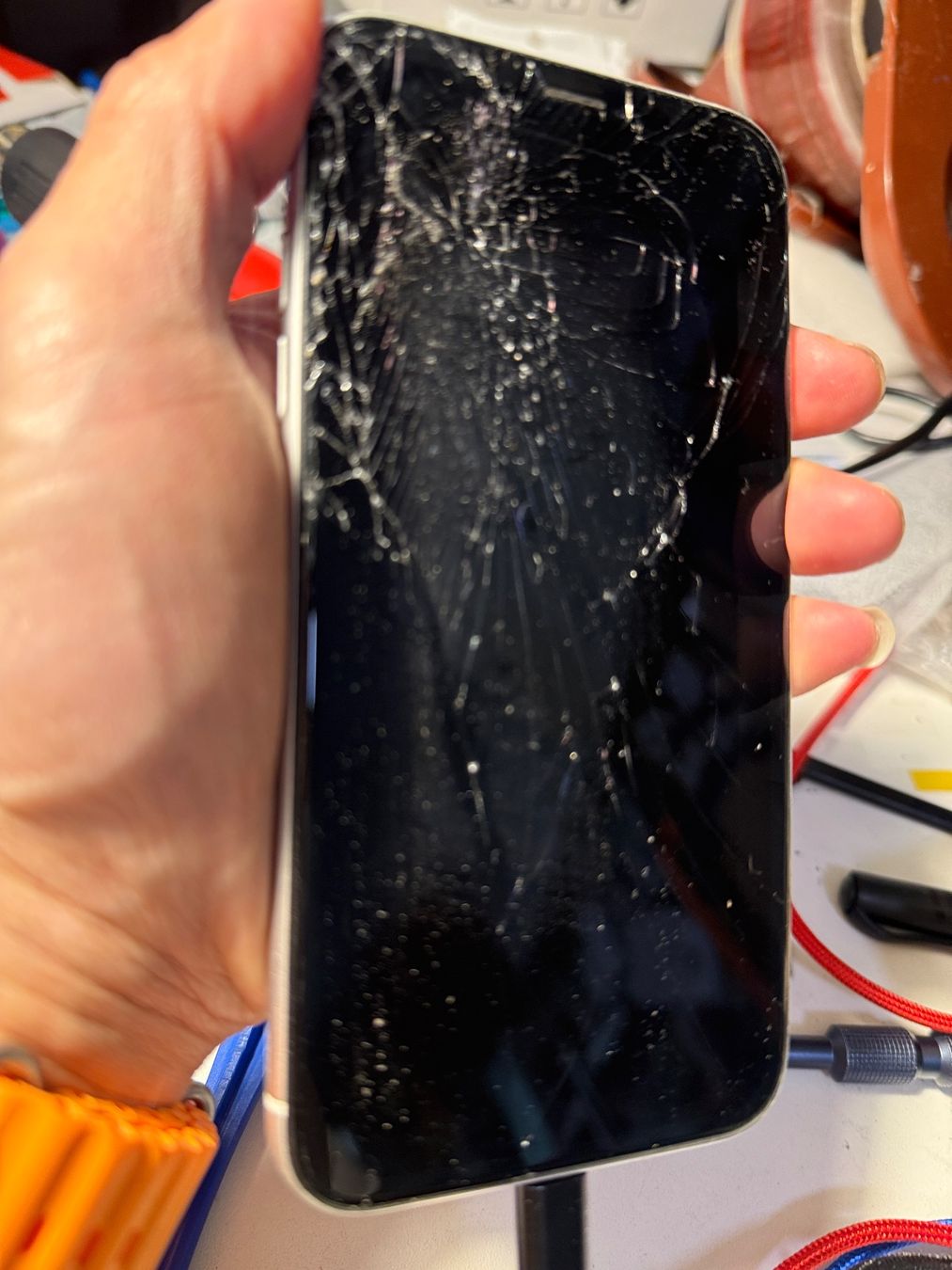 Apple Telefoni cellulari / Smartphones: Écran original iPhone XR vitre tactile a cassé – Difettoso da Morges venduto da DA-repa 3