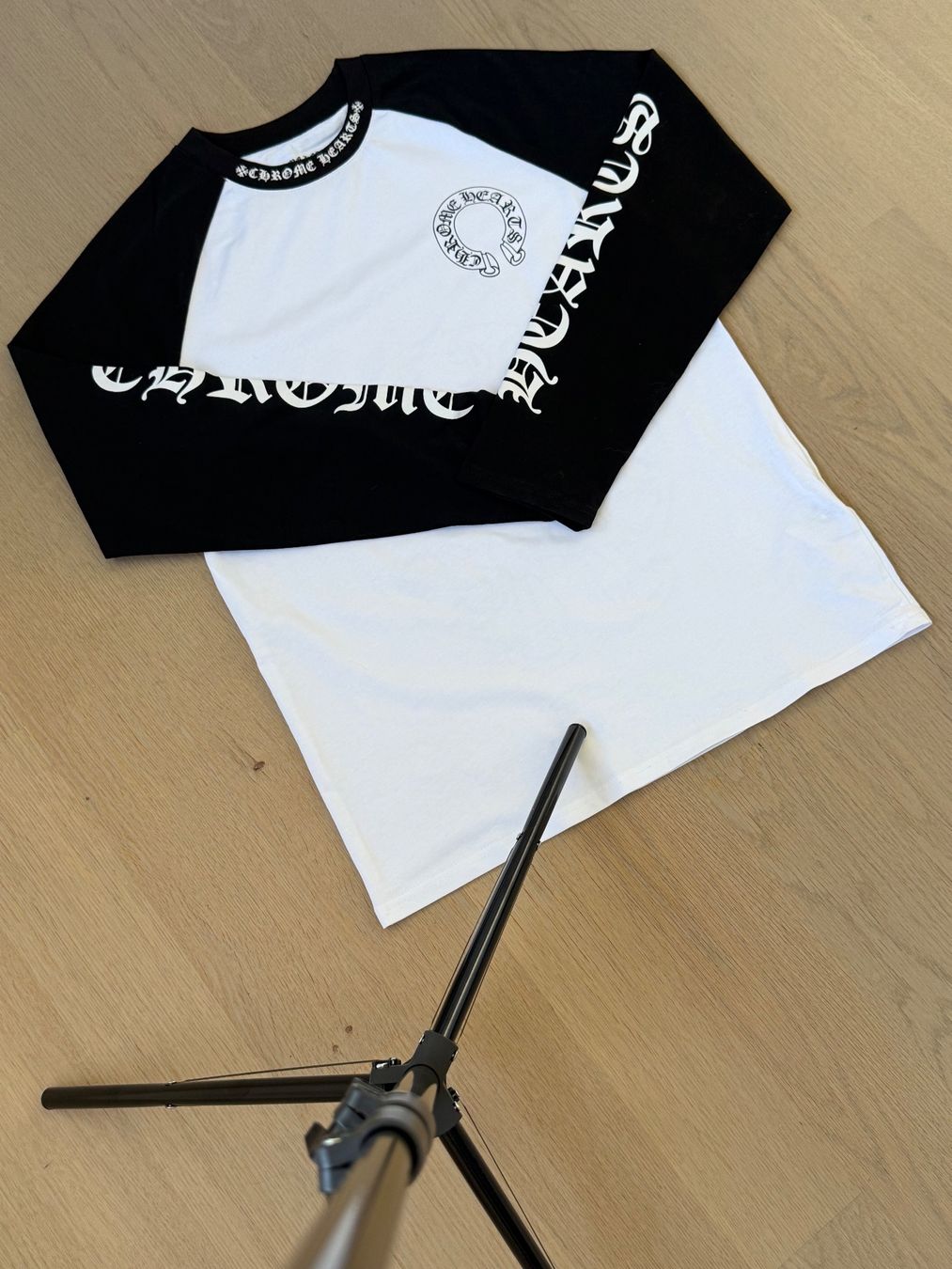 T-shirt: Chrome Hearts Longsleeve Shirt M – Nuovo (secondo la descrizione) da Allschwil venduto da lor_6cgq