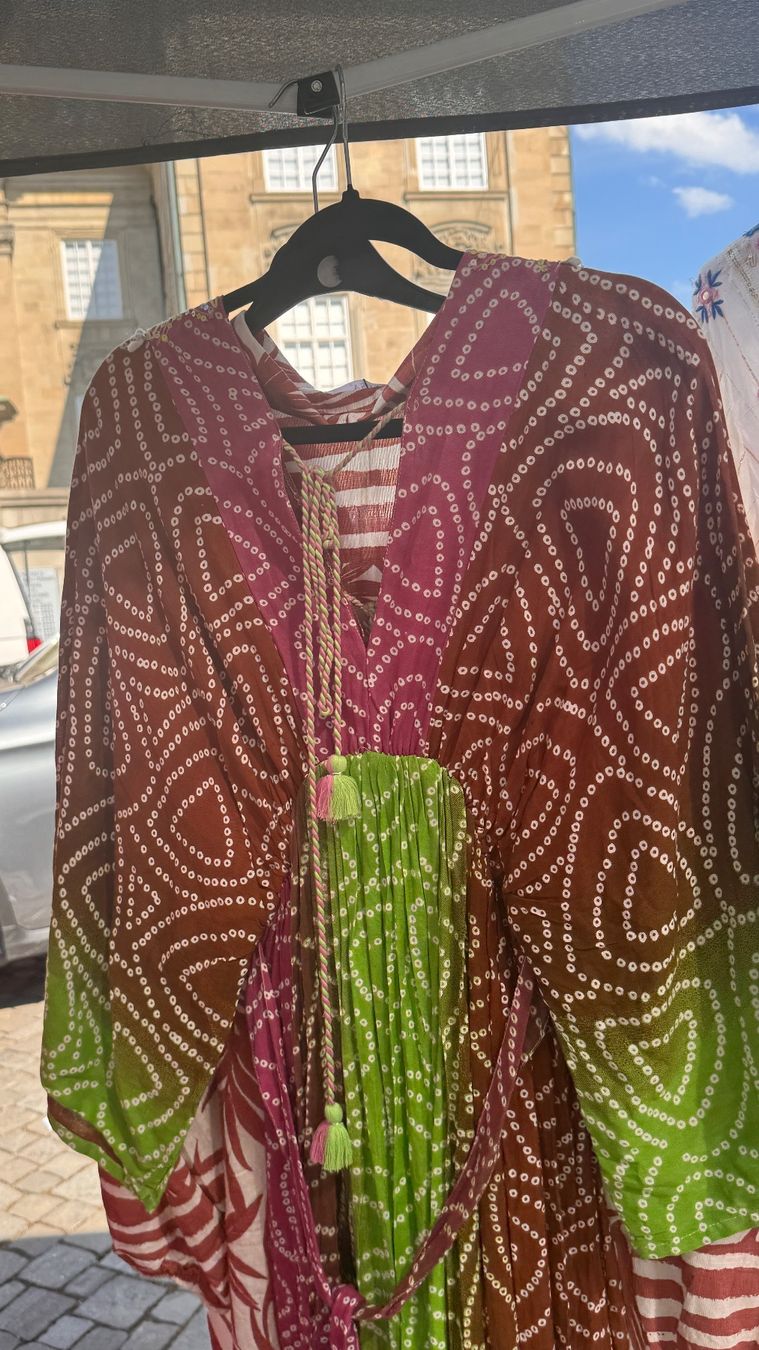 Robes: Kleid – Neuf avec emballage d'origine à Olten par Saayis 1