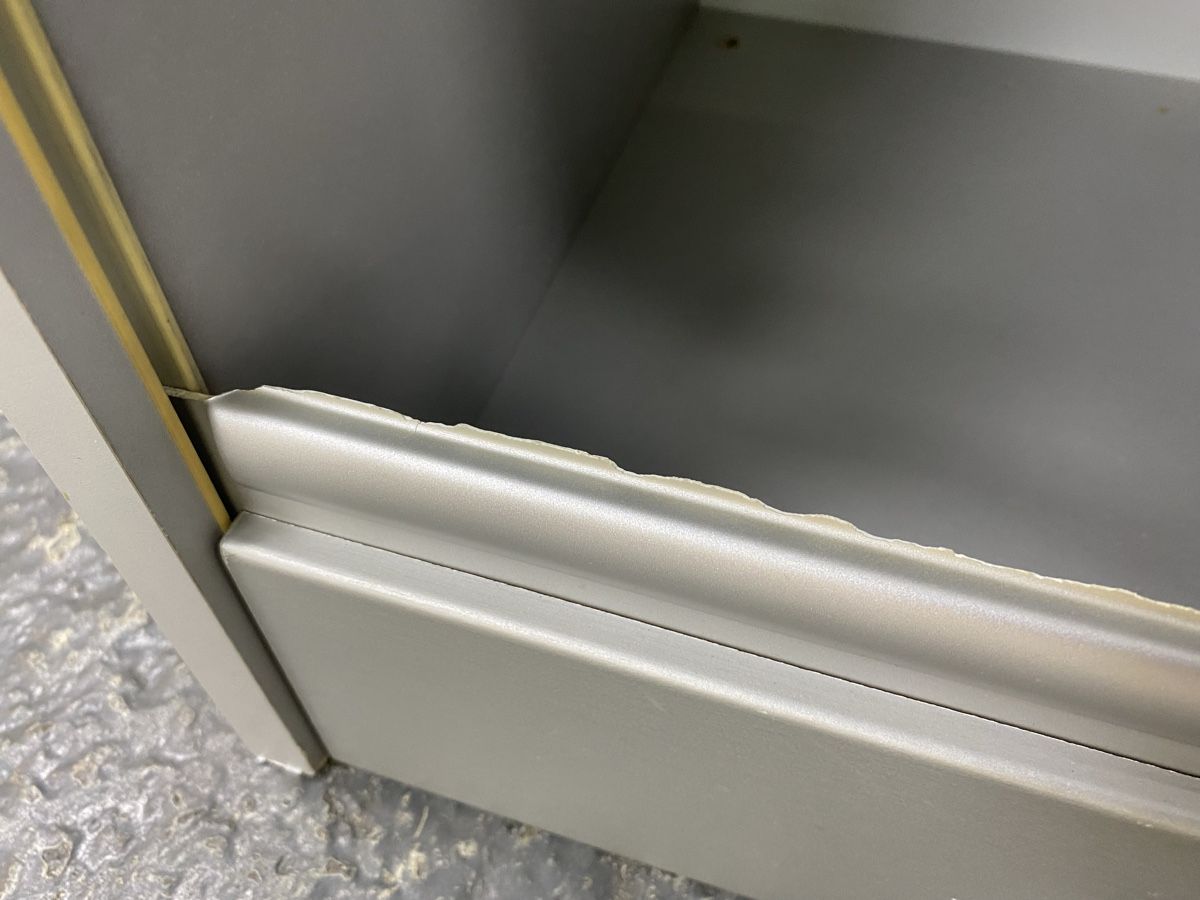 Armoires: Aktenschrank  – Défectueux à Hägglingen par Karin0802 8