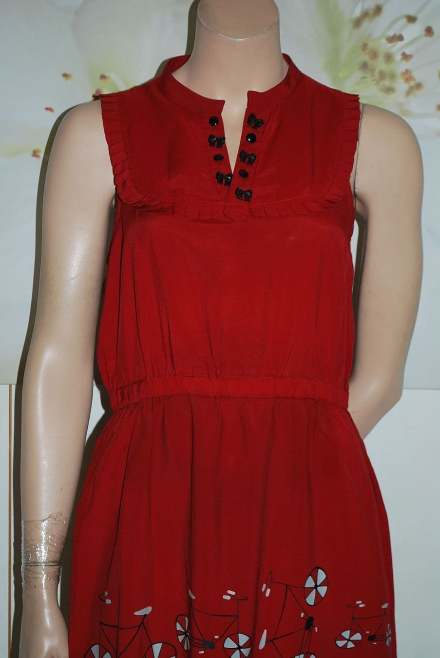 Vestiti: TITIS Robe / Kleid taille / Grosse M (L EUR) – Usato da Cossonay-ville venduto da Super-Price-Quality 1