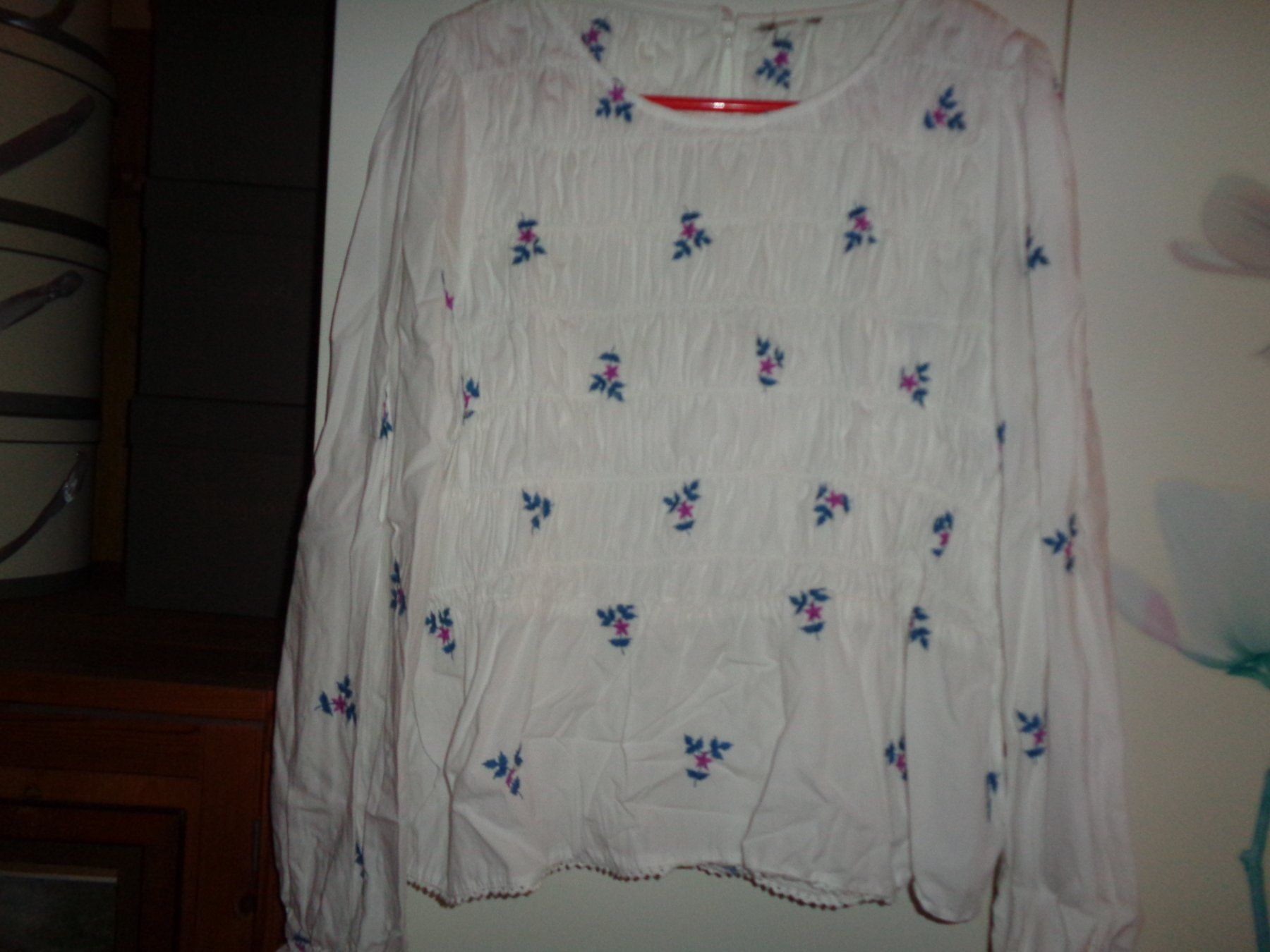 Camicette: *** Bluse mit Stickerei *** – Usato da Othmarsingen venduto da Leuchtturmlady 1