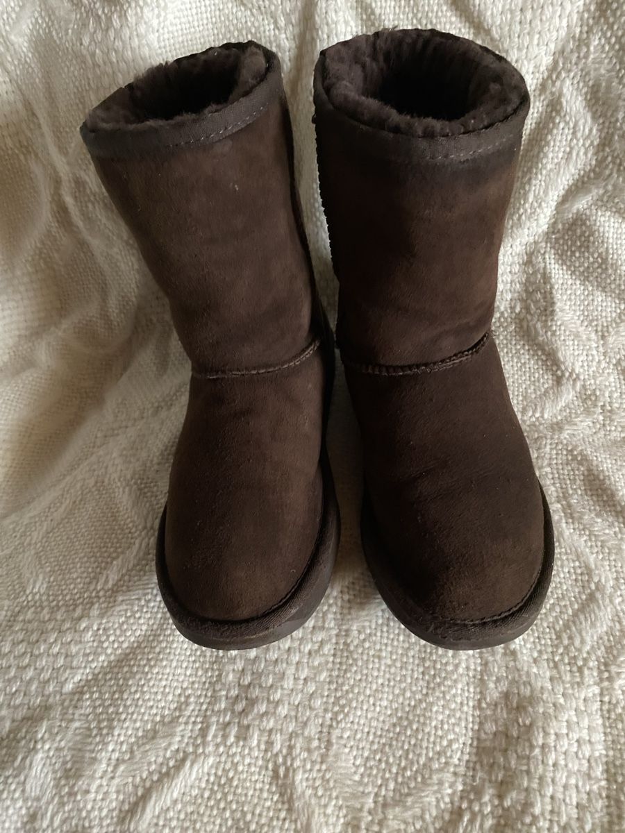 Ugg Scarpe da donna: Bottes UGG marron pointure 38 – Usato da Geneve venduto da Monthoux13 3