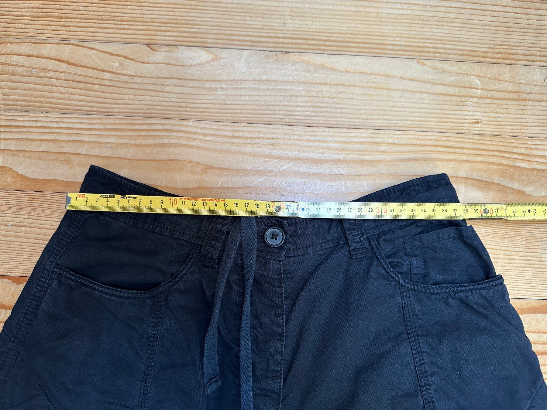 Rundholz Pantaloni: Rundholz black label Hose XS/S – Usato da Gümmenen venduto da FelizitasHermann 4