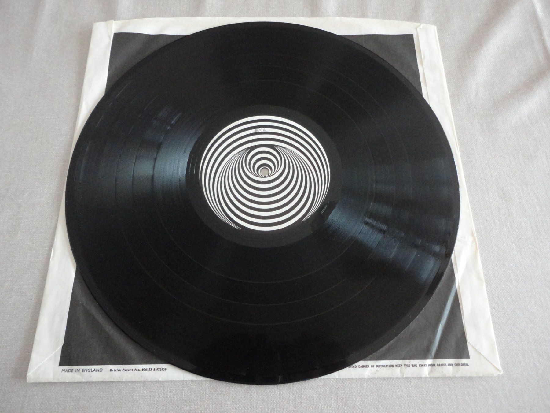 Dischi in vinile: Black Sabbath Paranoid spécial édition – Usato da Morges venduto da toutoccaz 5