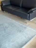 Hellblauer Teppich 100% Wolle, 160x230cm