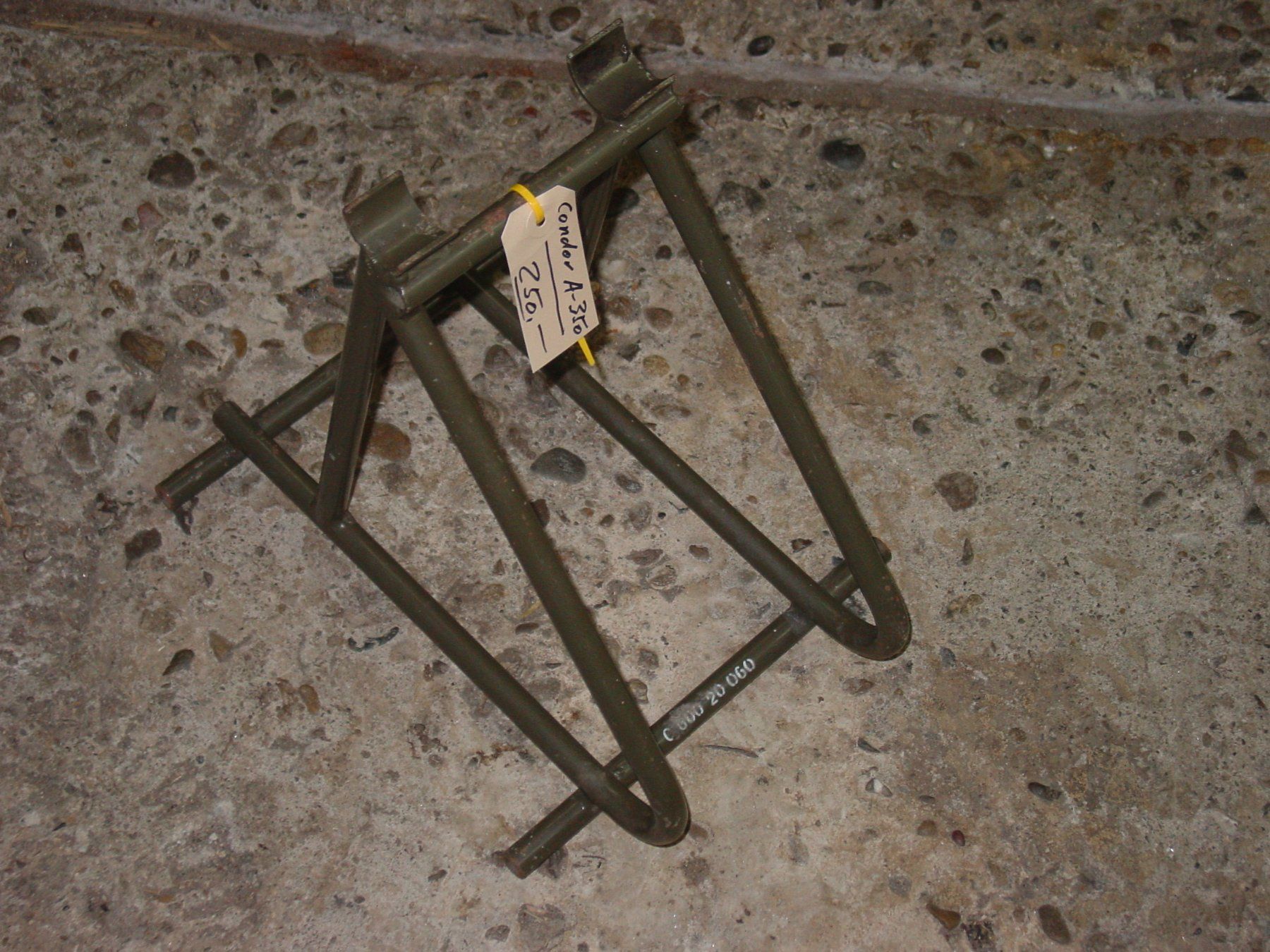 Condor Tutti i ricambio per moto: Condor A-350  Motor Halter Selten! – Usato da Ursenbach venduto da shopverte