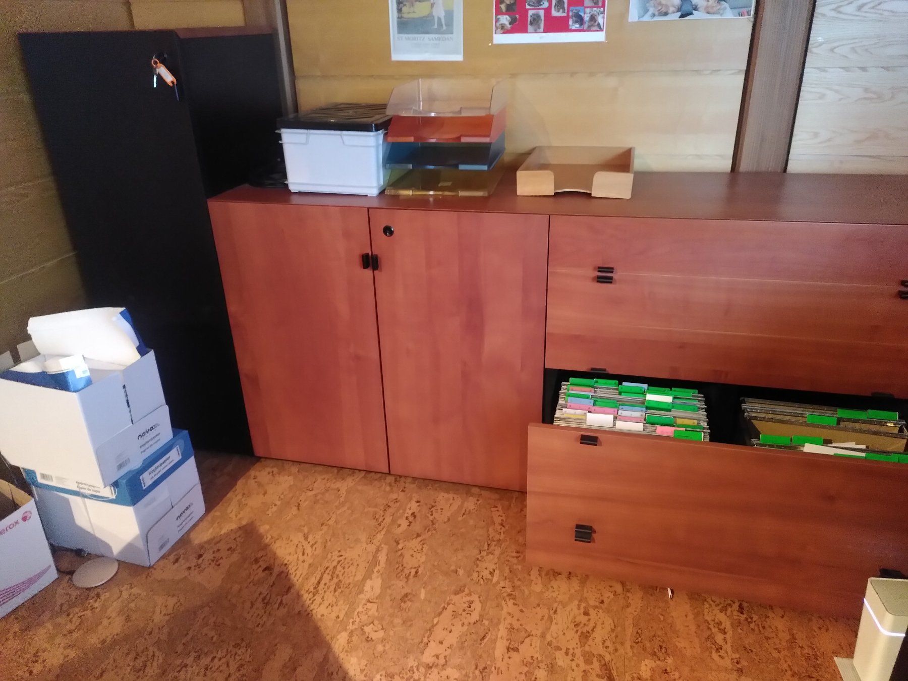 Bureaux: Komplettes Büro-Setup – D'occasion à Bergdietikon par fab_mg68 9