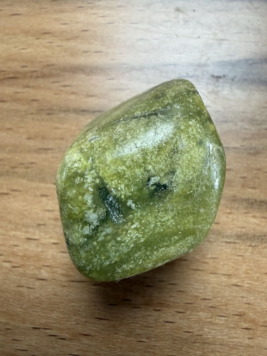 Pietre preziose:  Regenbogen-Jade – Usato da Grenchen venduto da Bastet007 1