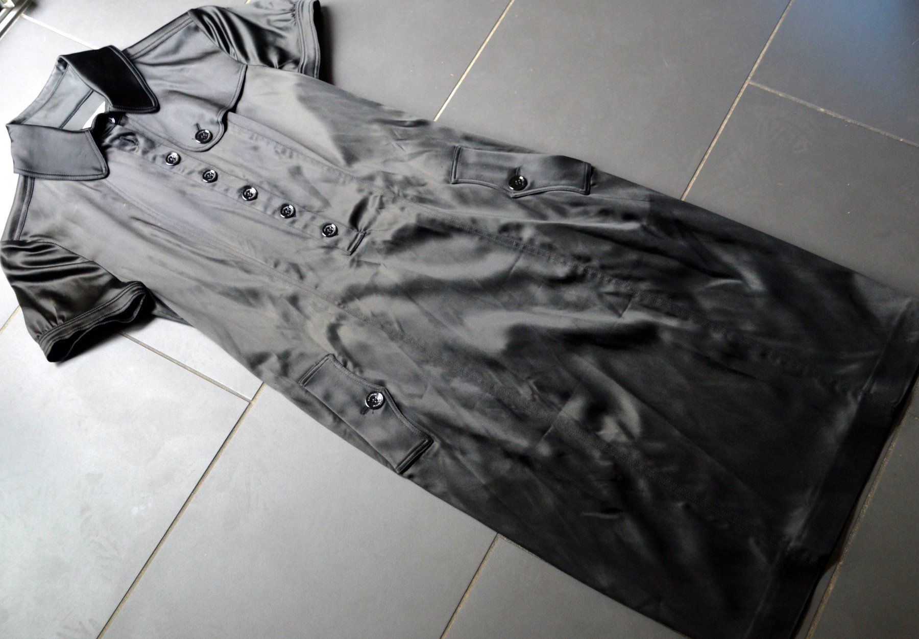 Burberry Vestiti: Kleid Burberry .38 robe – Usato da Collonges venduto da Auganien 4