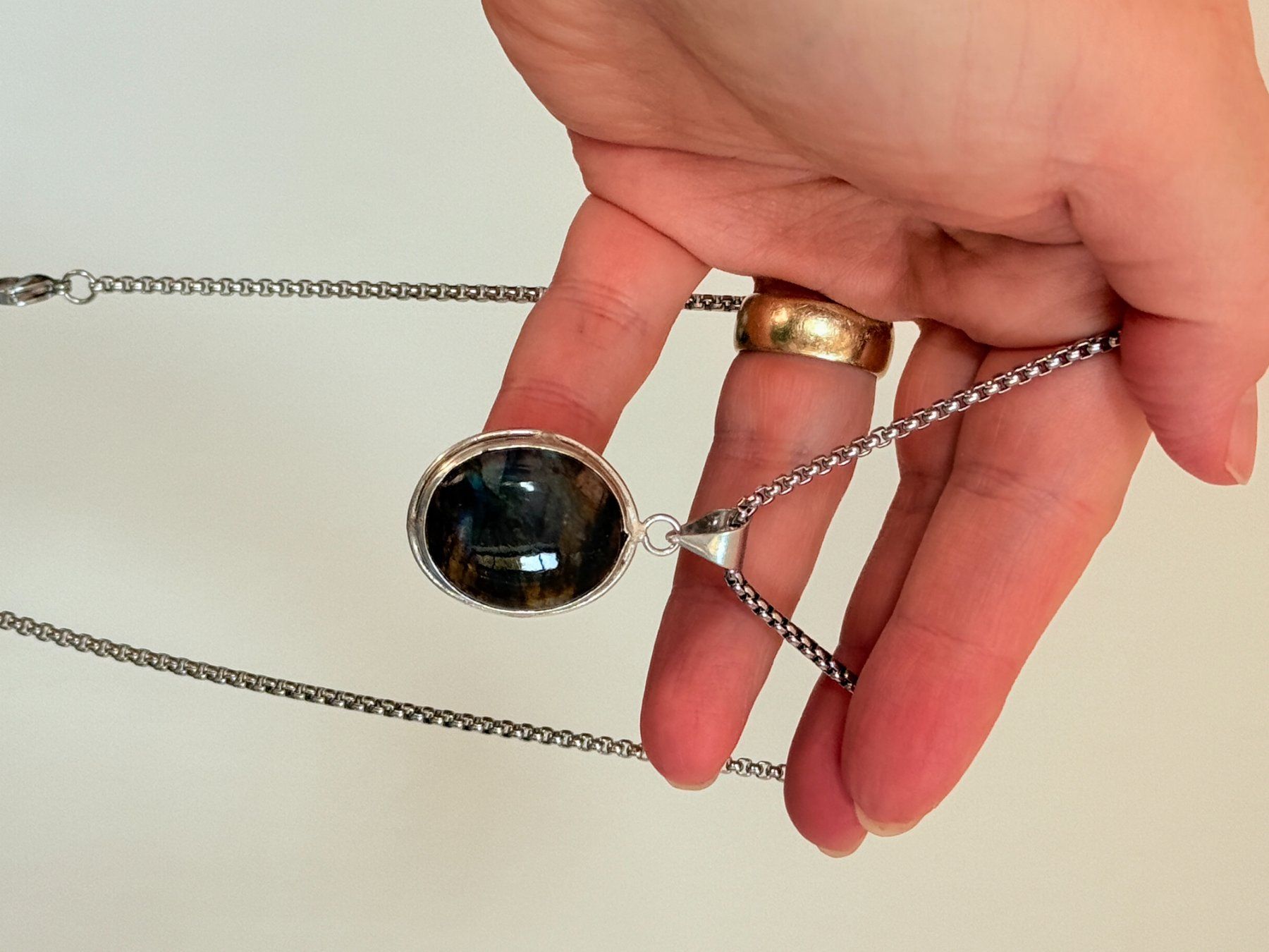 Catenine: Collier Labradorite✨ Pendentif Unique – Nuovo e nell'imballaggio originale da Genève venduto da AGBERG 3