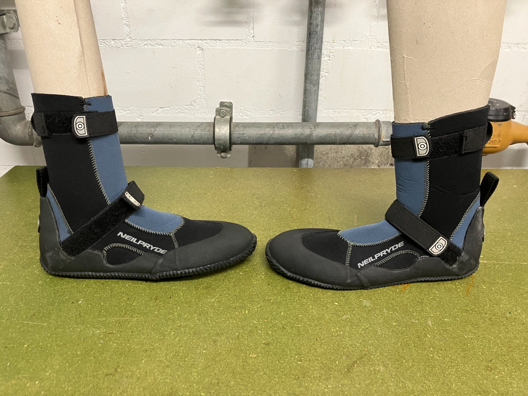 Herrenschuhe: Neoprenschuhe Neilpryde – Neu (gemäss Beschreibung) aus Lenk im Simmental von Jrg7410 2