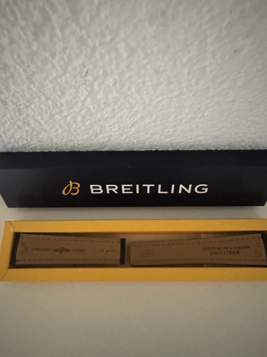 Armbänder & -reifen: Original Breitling Uhrenarmband Krokodil Leder – Neu und originalverpackt aus Ortschwaben von zebedeu