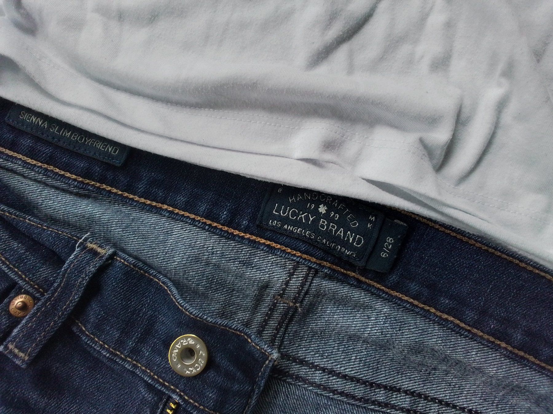 Kleiderpakete: Kleiderpaket  Jeans 2 T-Shirt – Gebraucht aus Heimberg von sunny1970 1