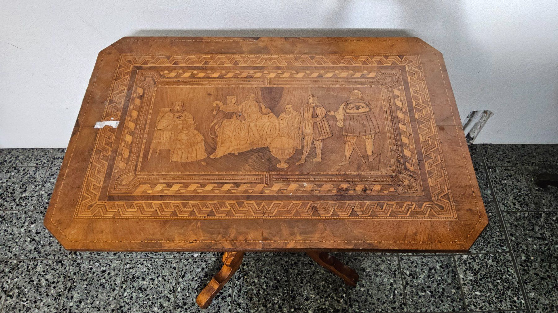Tische: 2 Antiques tables avec marqueterie – Gebraucht aus Malleray von Frederic24 1