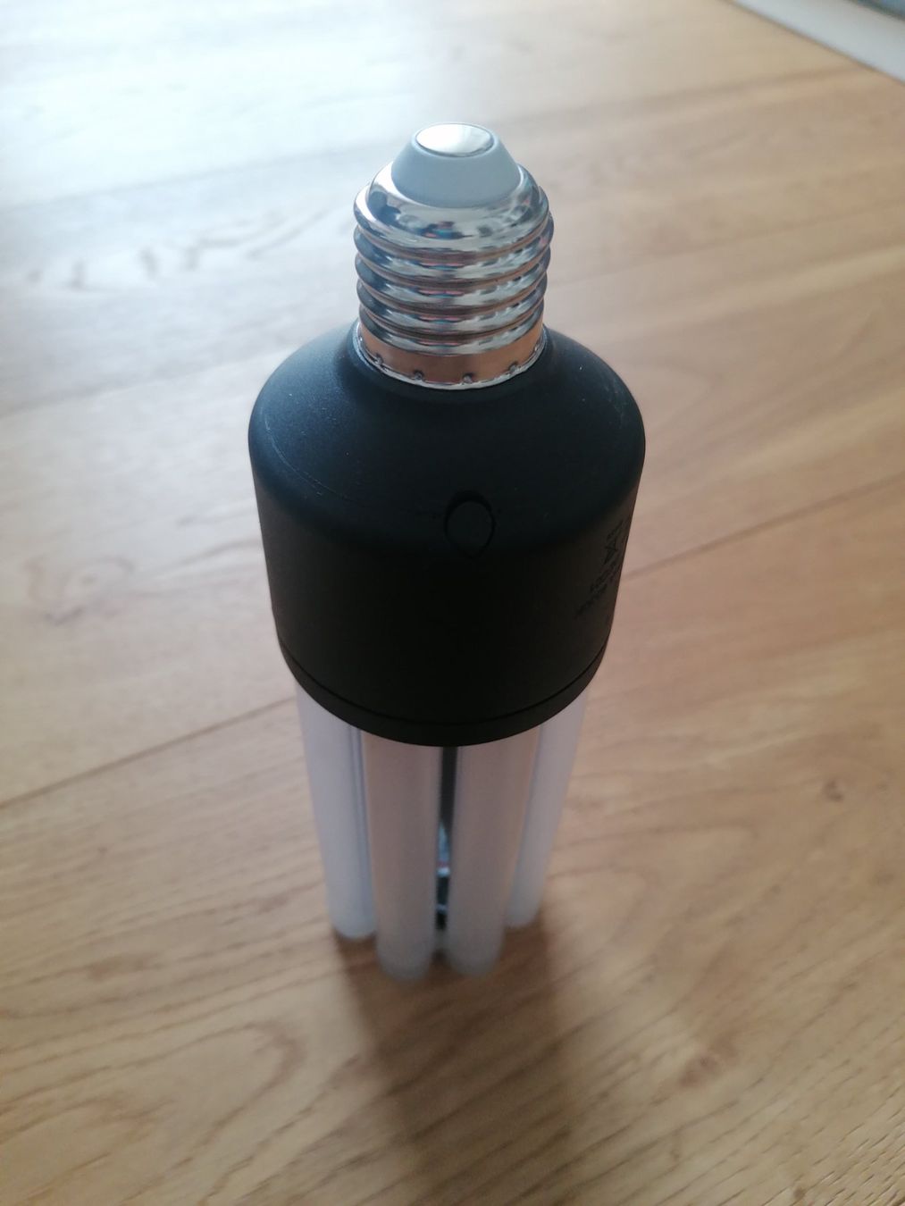 Lampade: Megamen LED Glühmittel – Usato da Geroldswil venduto da Dirici 3