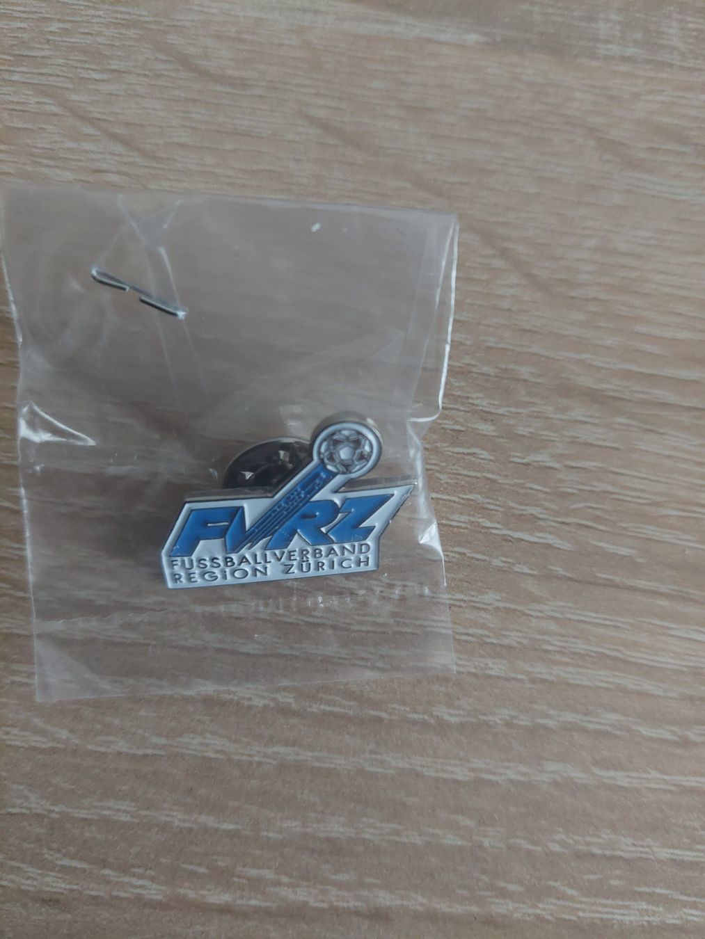 Placchette & Badge: Sport – Nuovo e nell'imballaggio originale da Feuerthalen venduto da wasbaer