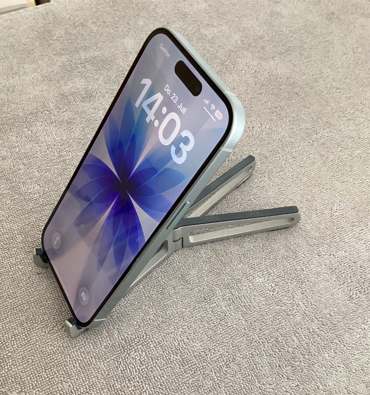 Apple Telefoni cellulari / Smartphones: Apple iPhone 15 128 GB, Silicon Case, wie neu – Nuovo (secondo la descrizione) da Affoltern am Albis venduto da Sspiridon 5