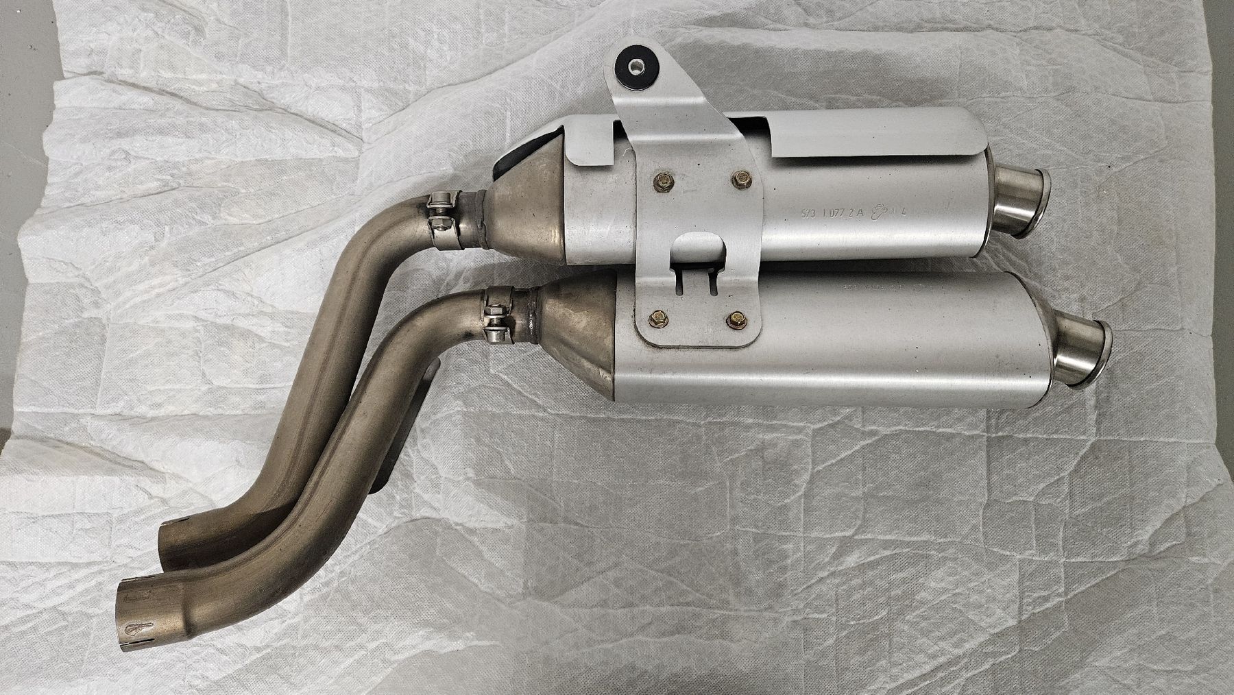 Ducati Échappements: OEM Endschalldämpfer Set Ducati MS4R Termignoni – D'occasion à Maseltrangen par Y1234 3