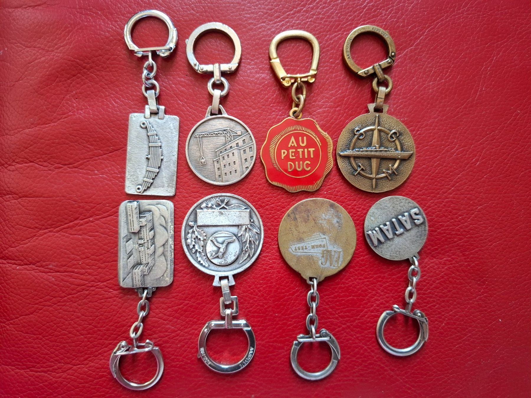 Porte-clés: Lot de porte-clés vintage, y.c. pièces historiques. – D'occasion à Crémines par Carambaaa 3
