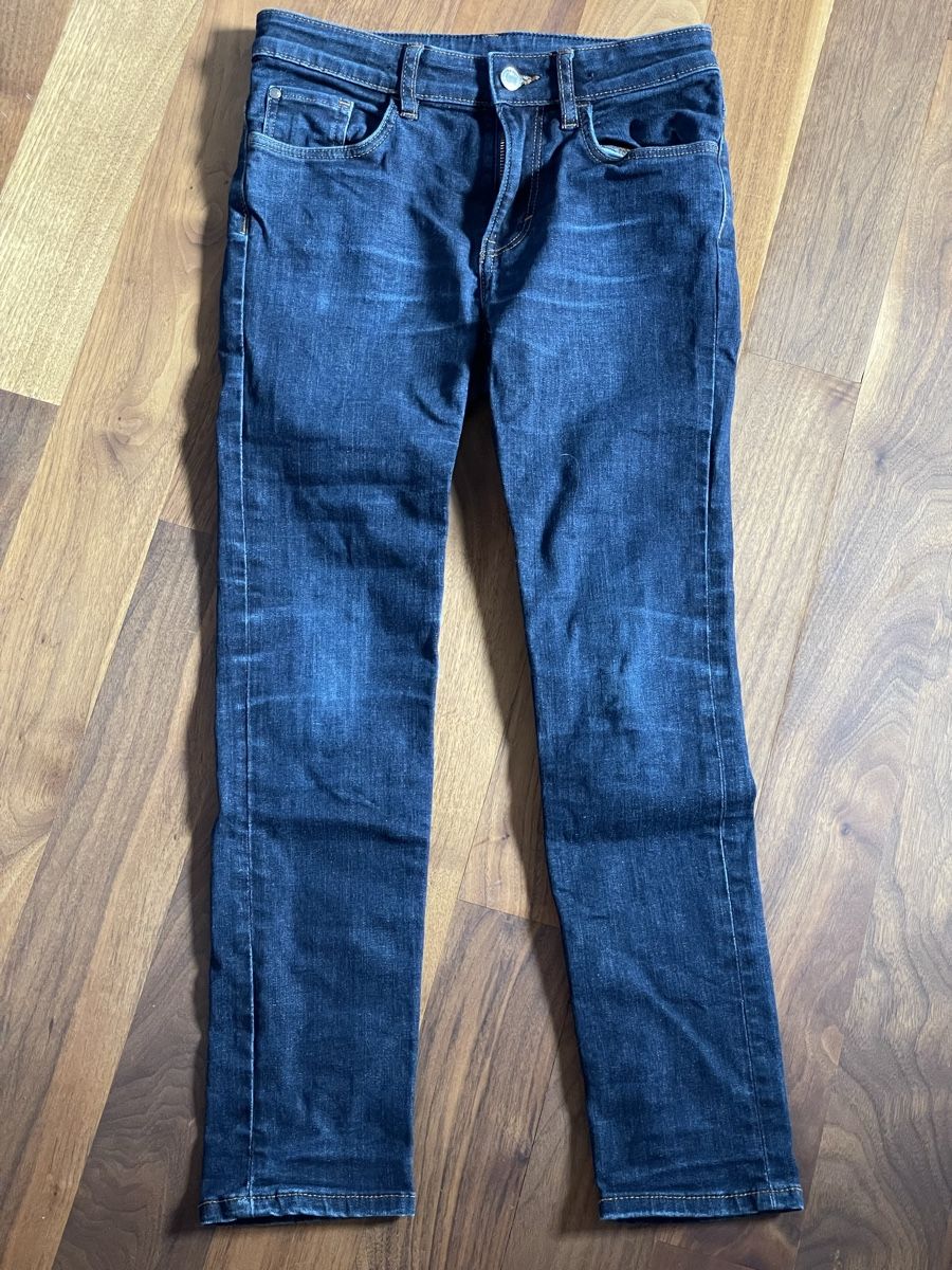 Pantaloni: dunkelblaue jeans 146 – Usato da Fehraltorf venduto da Nadja0205