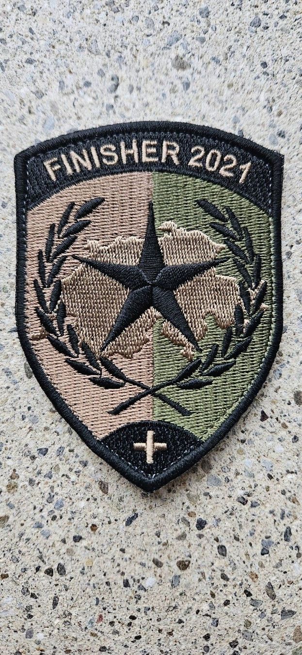 Schweizer Armee Placchette & Badge: *** Badge Finisher 2021 mit klett *** – Nuovo e nell'imballaggio originale da Riedholz venduto da fr_sIruP