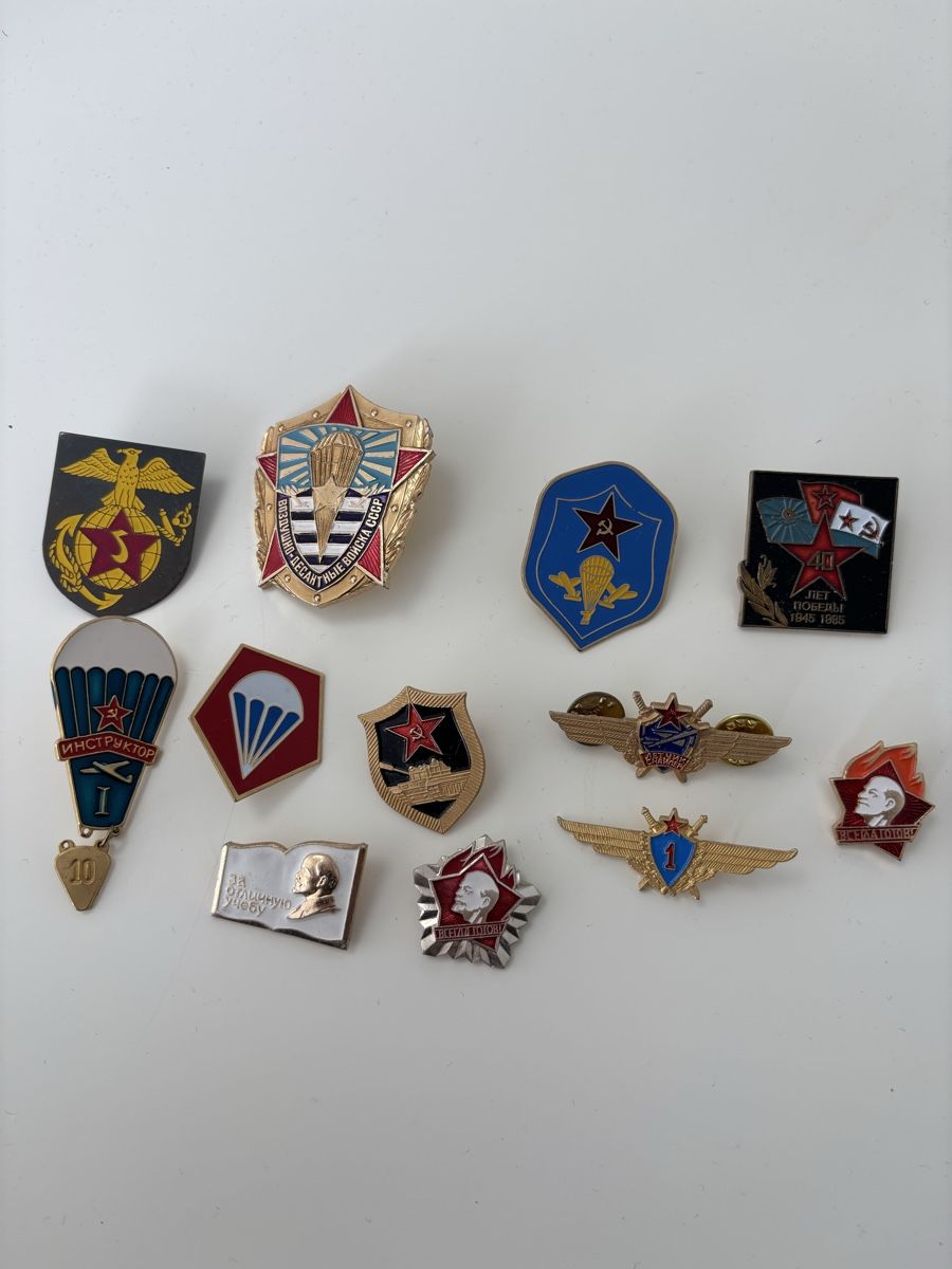 Placchette & Badge: Lot pins russe/USSR – Usato da Le landeron venduto da santa_99