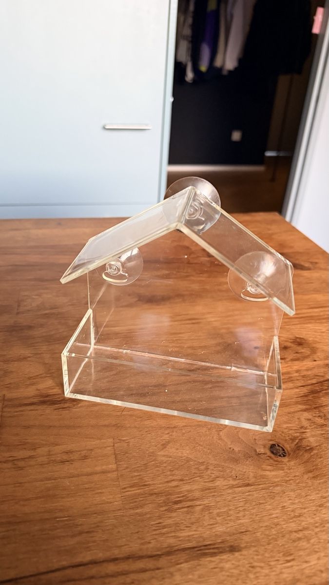 Petites maisons à oiseaux: Vogelfutterhaus transparent – D'occasion à Zürich par Mademoiselle_M