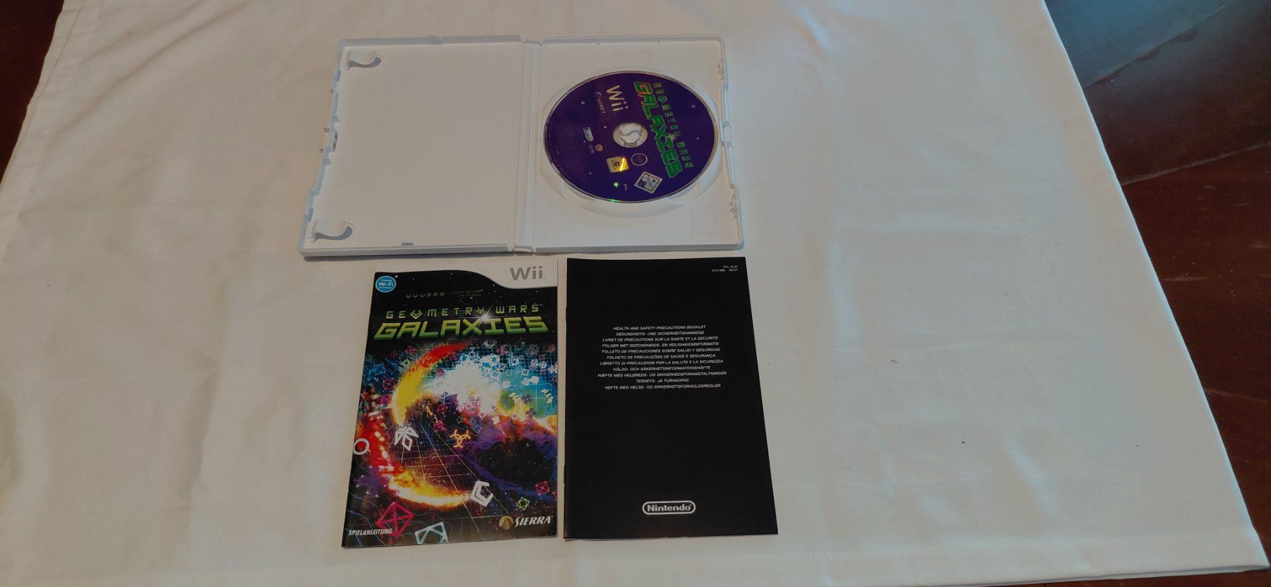 Jeux: Geometry Wars Galaxies Wii – D'occasion à Gretzenbach par Uli1980 1