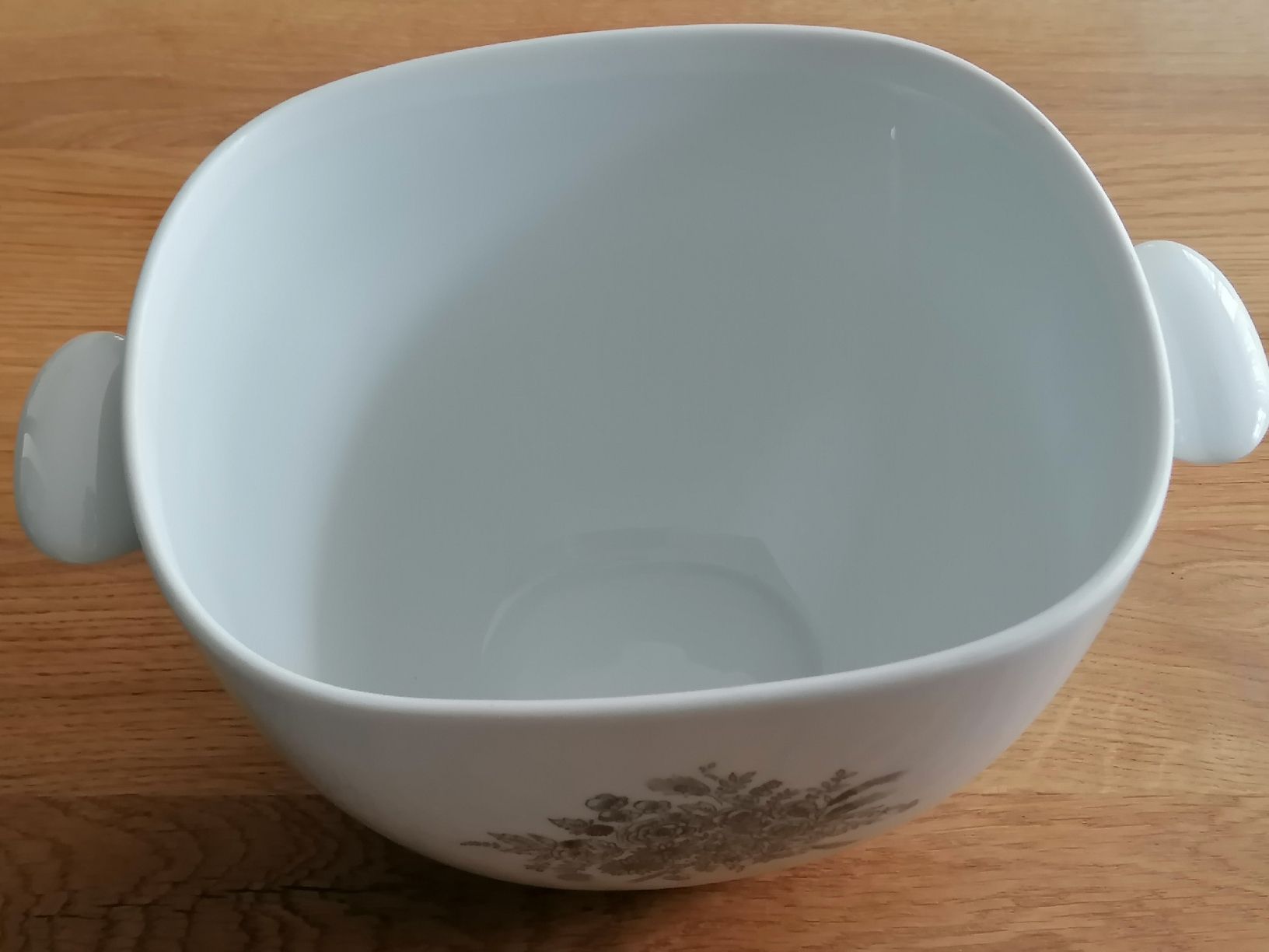 Rosenthal Ciotole: Rosenthal Suppenschüssel , Weiss mit Blumenmuster, – Usato da Basel venduto da vintagecollector 3