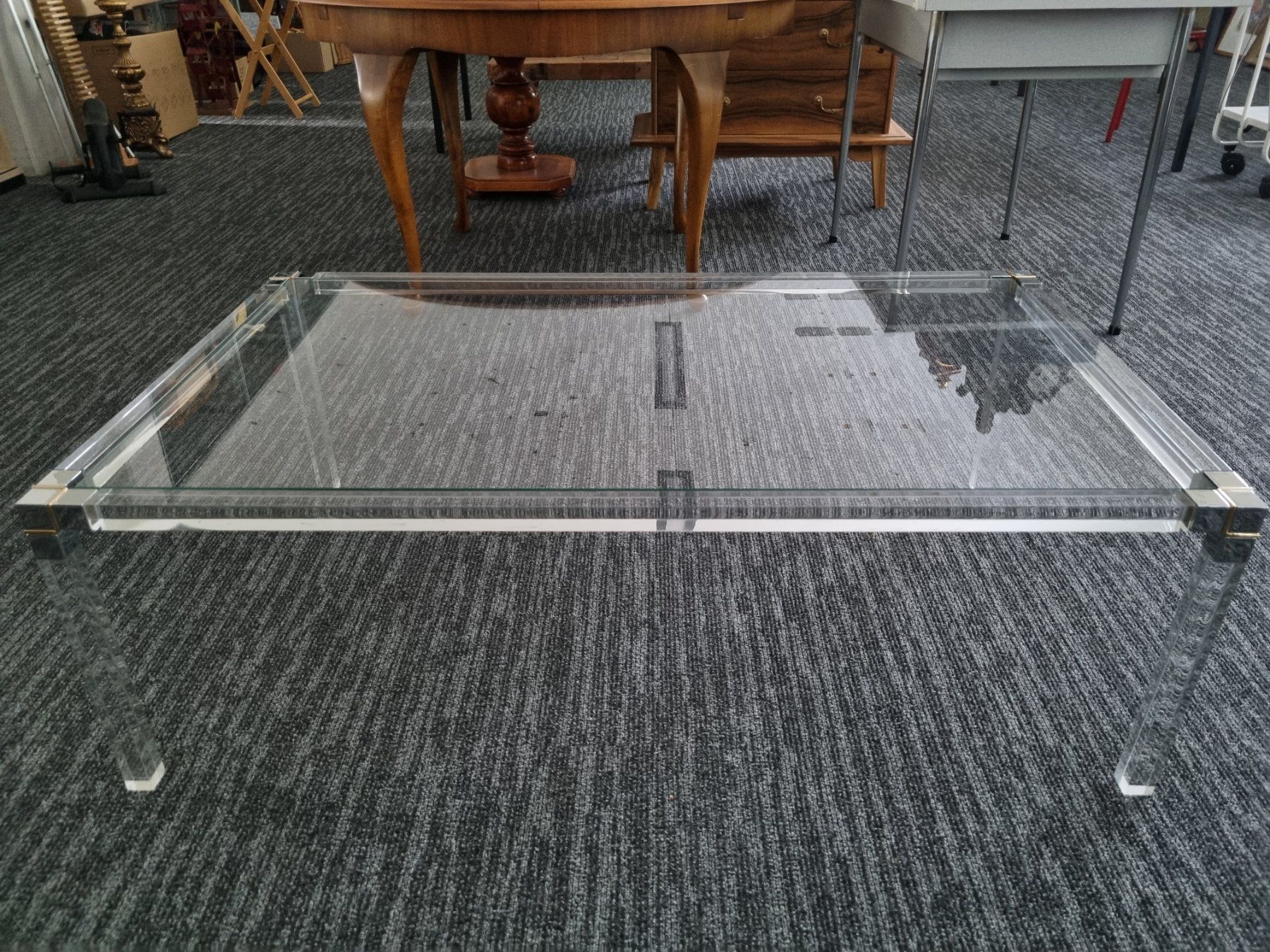 Tavoli: Edler Acryltisch mit Glasplatte, Regency-Stil, 70x120 cm – Usato da Lenzburg venduto da freedomky
