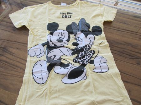 Gelbes Nachthemd mit Mickey & Minnie Mouse, Grösse 146
